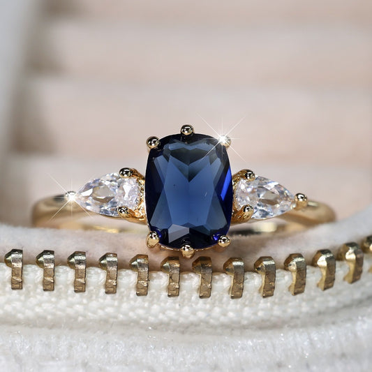 Six-claw Inlaid Sapphire Ring