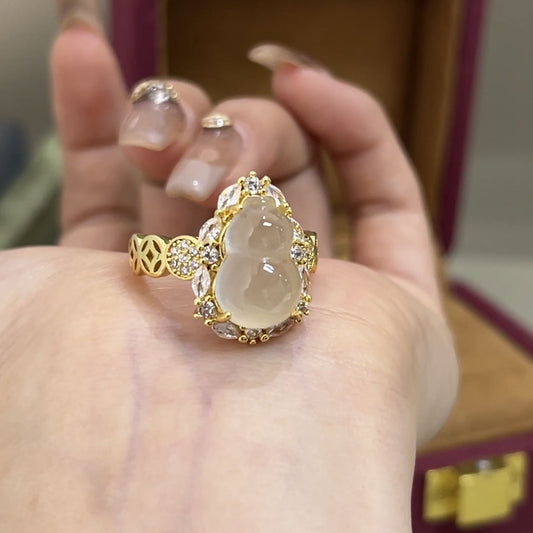 French Style Retro Affordable Luxury Money Water-foam Jade Gourd Ring