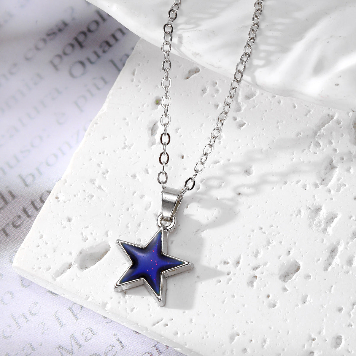 Fashion Personalized Temperature-sensitive Color-changing Necklace