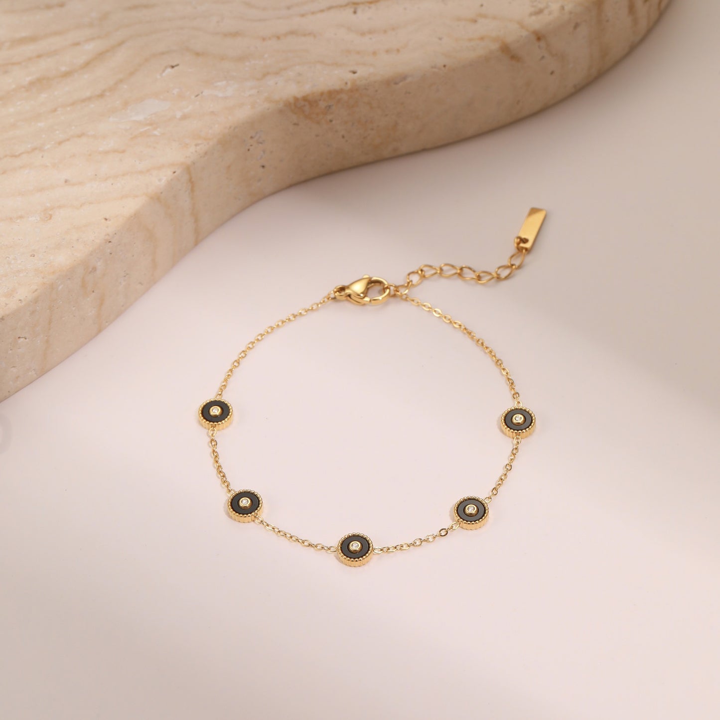 Light Luxury Fritillary Stainless Steel Bracelet 18K Gold Plating Exquisite Design Sense Ornament