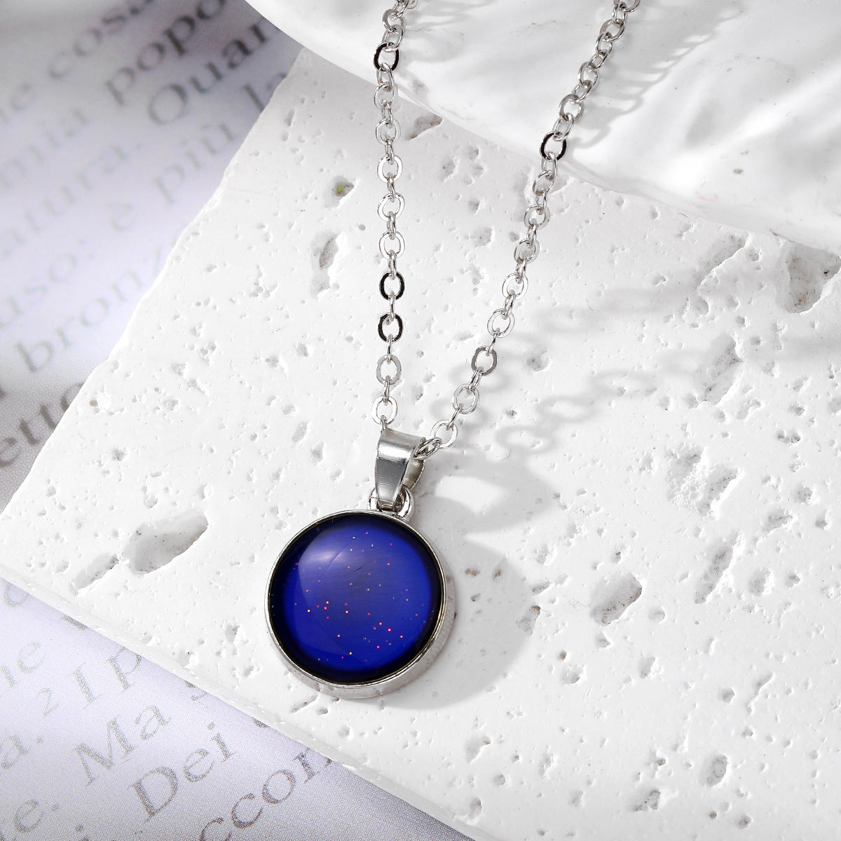 Fashion Personalized Temperature-sensitive Color-changing Necklace